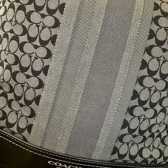 Coach Legacy Stripe Duffle Bag - Picture 5 of 16